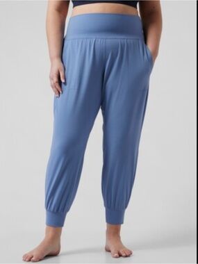 Athleta Salutation Joggers Plus Size 3X